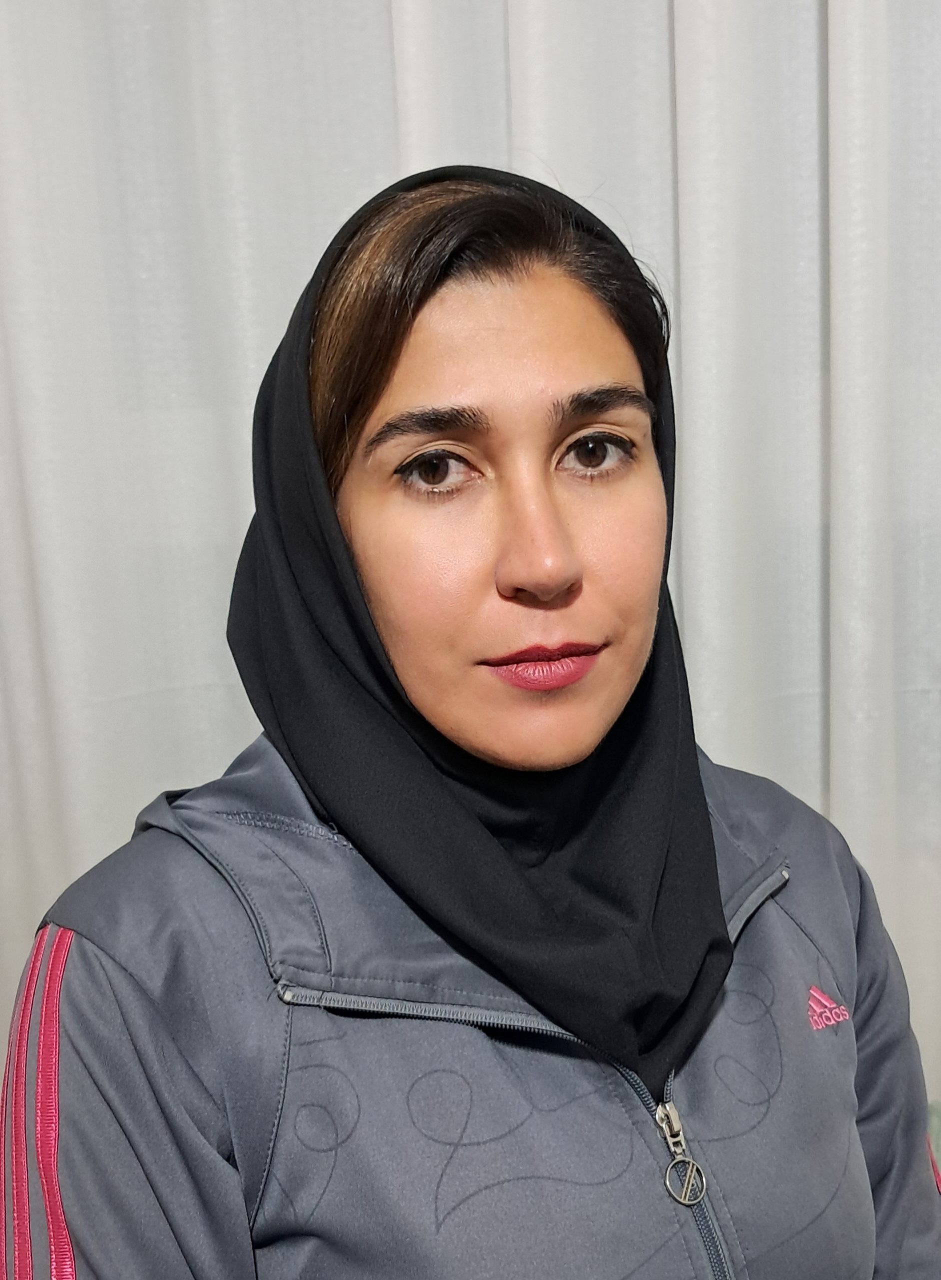 سمیه فولادی